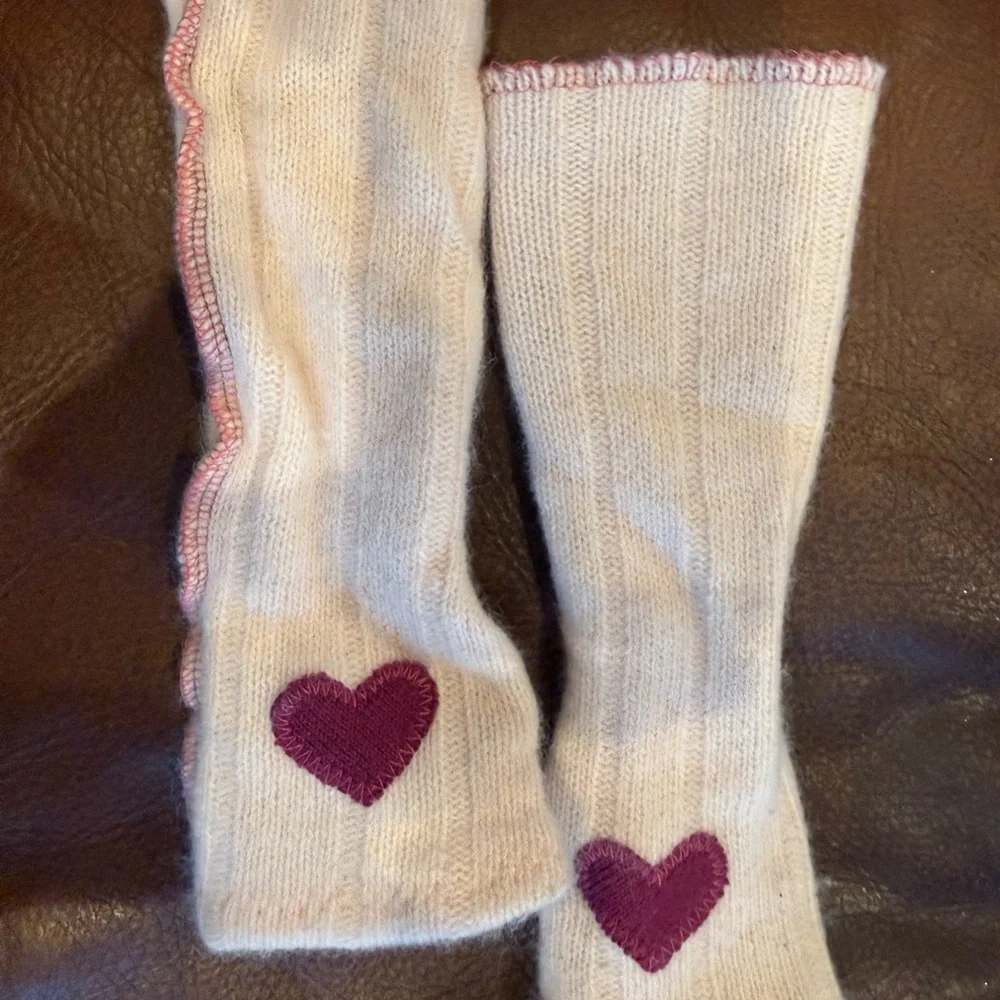 Pink Fingerless Gloves with heart ♥️ with Heart Design